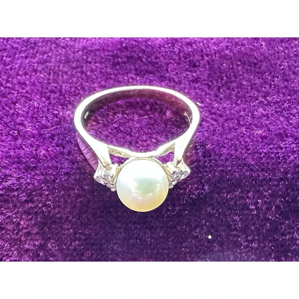 14K Gold Pearl & Diamond Ring Vintage Classic Setting Imprint‎ ADRG Heart size 7